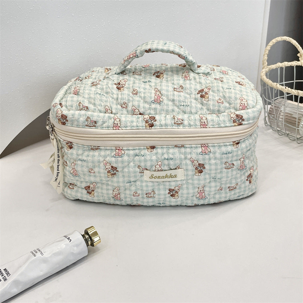 Korean Aesthetic Makeup Pouch – Cute Pinteresty Cosmetic Bag for Travel & Daily Use