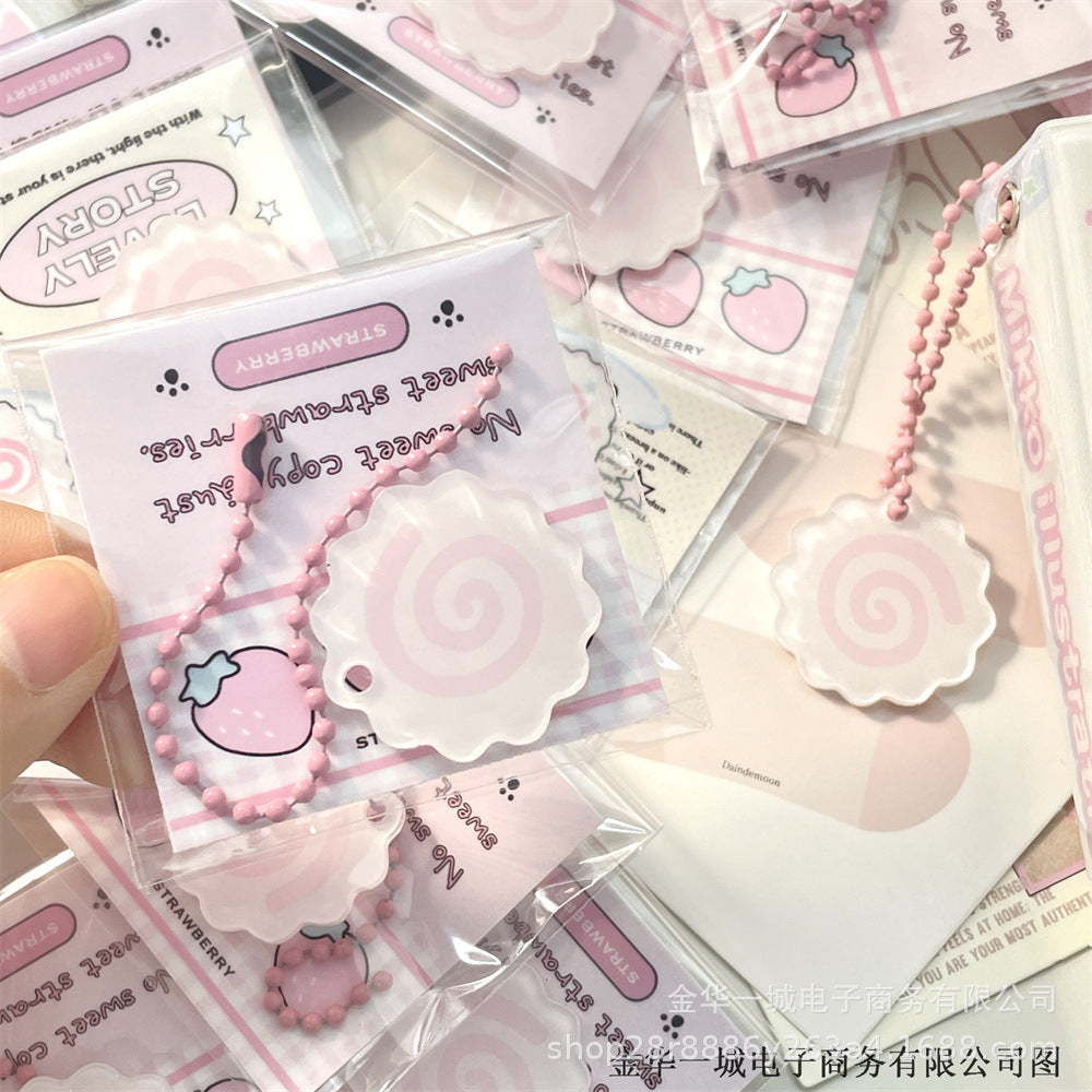 Fishcake pendent keychain